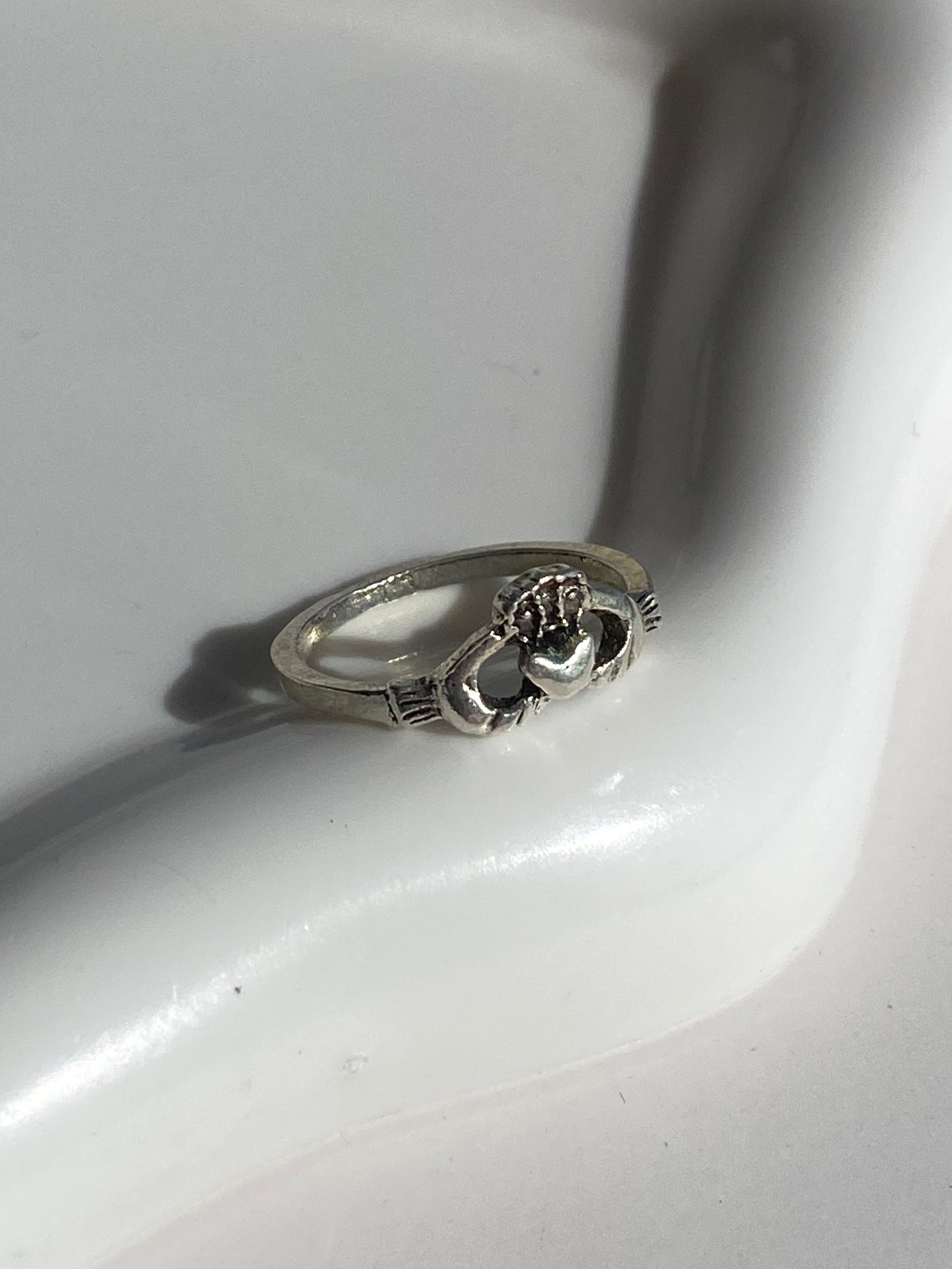 Anillo plateado Nº49