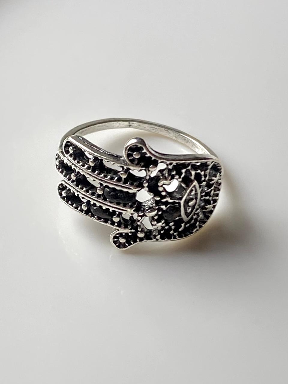 Anillo colección “Dark Romance” N°7