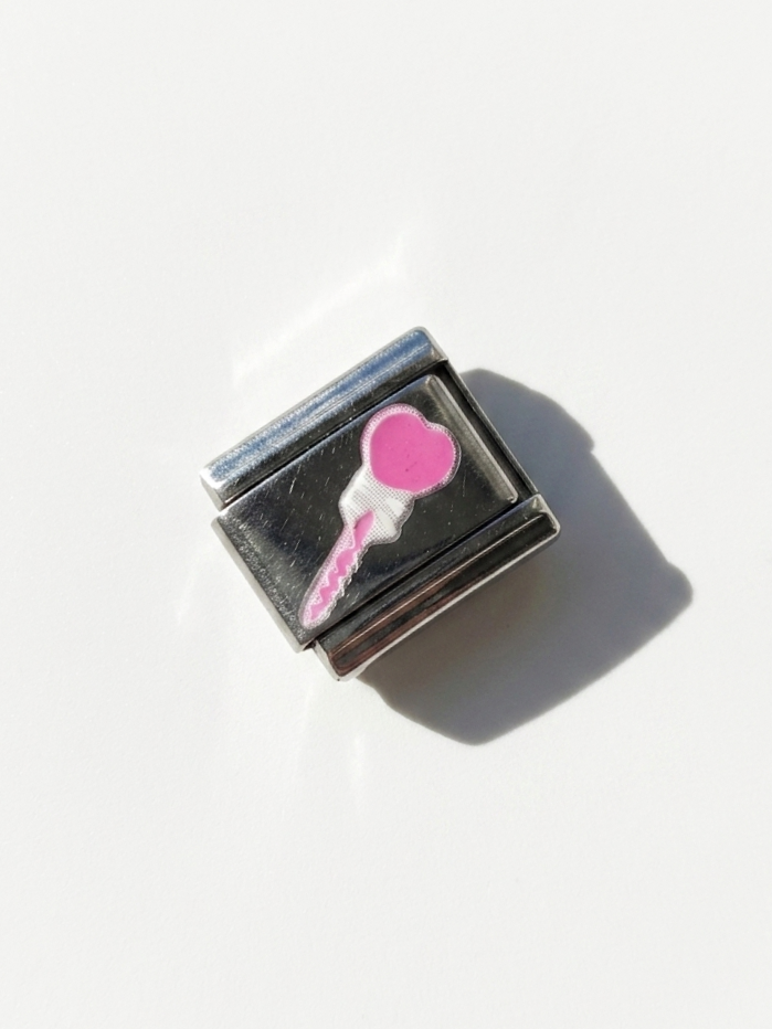 Charm con diseño: 61