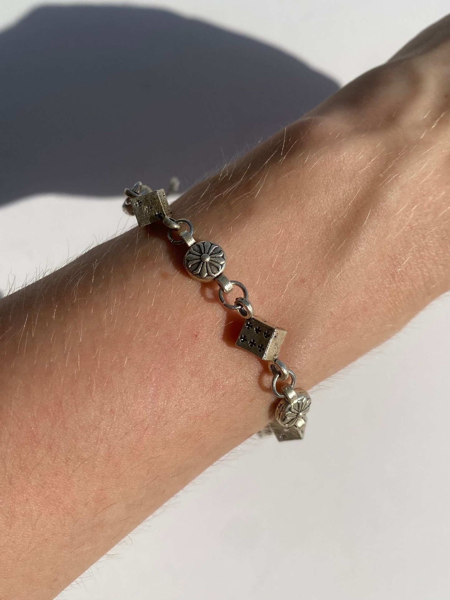 Pulsera “DICE”