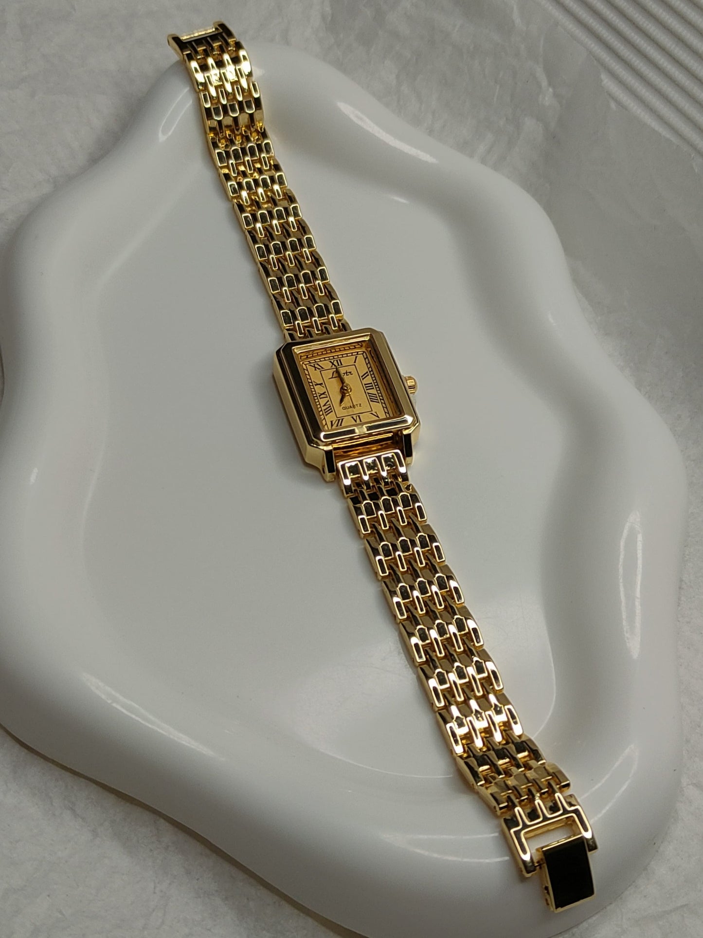 Reloj “Clásico Dorado”