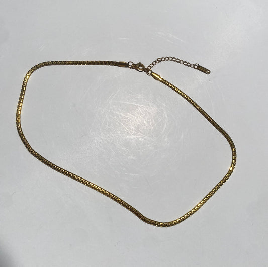 Collar dorado Nº5