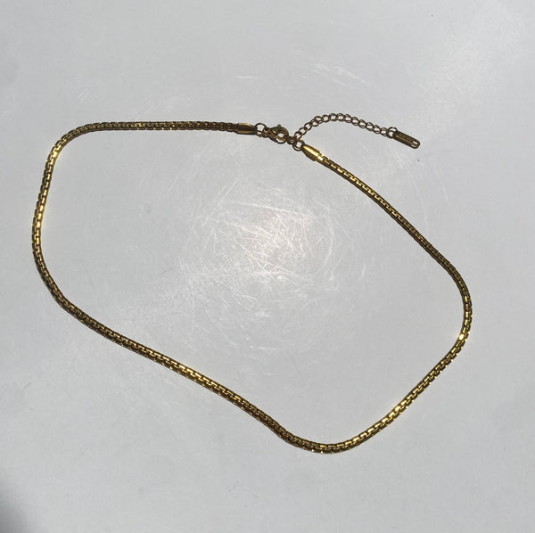 Collar dorado Nº5