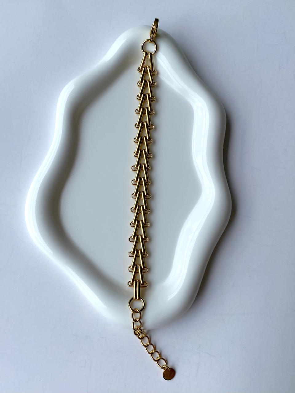 Pulsera "Flecha Dorada"