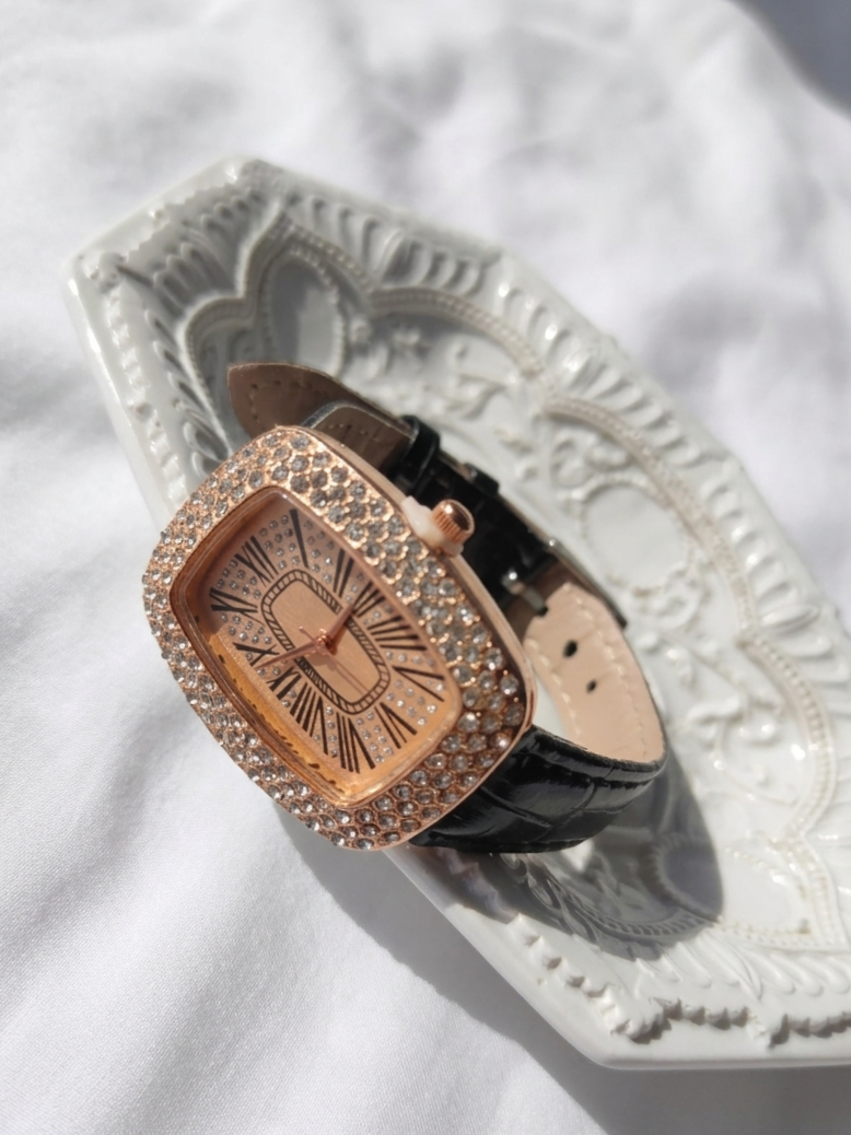 Reloj "Emilia"