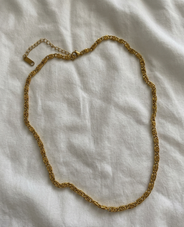 Collar dorado Nº4