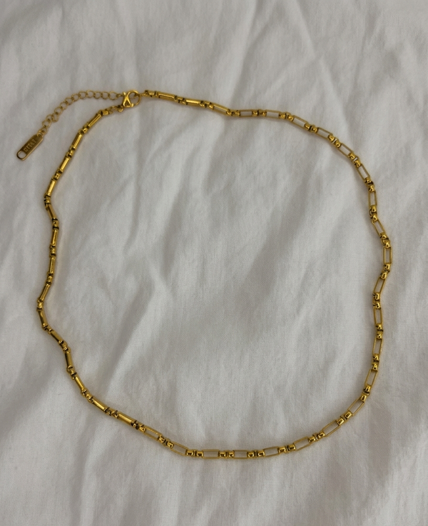 Collar dorado Nº3