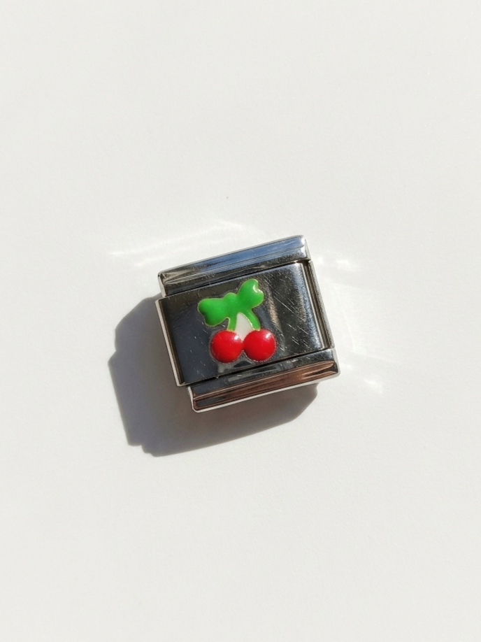 Charm con diseño: 48