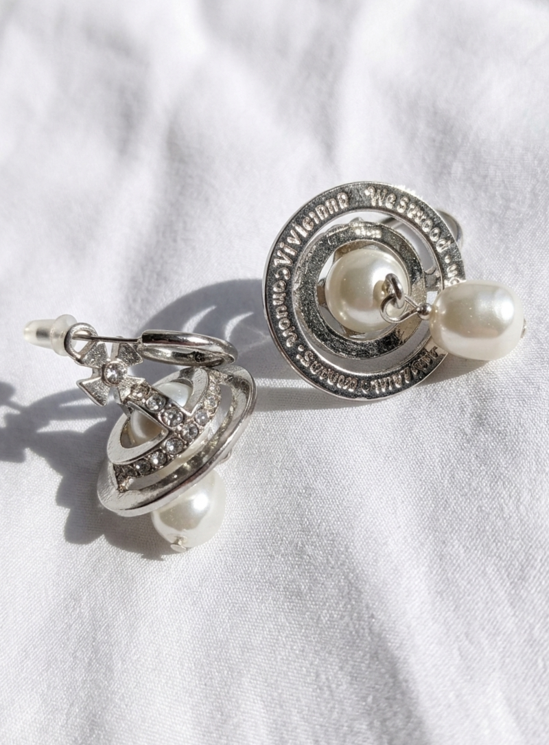 Aretes "Saturno Perlado"