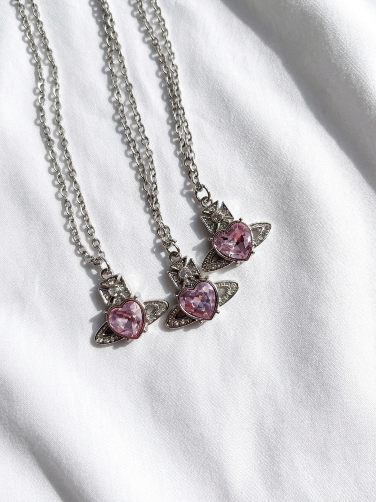 Collar “Saturno Romántico”