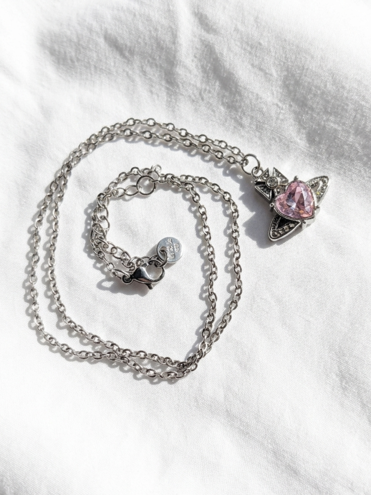 Collar “Saturno Romántico”