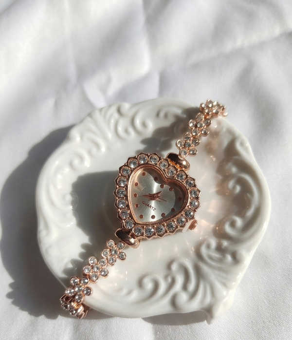 Reloj "Amorella"