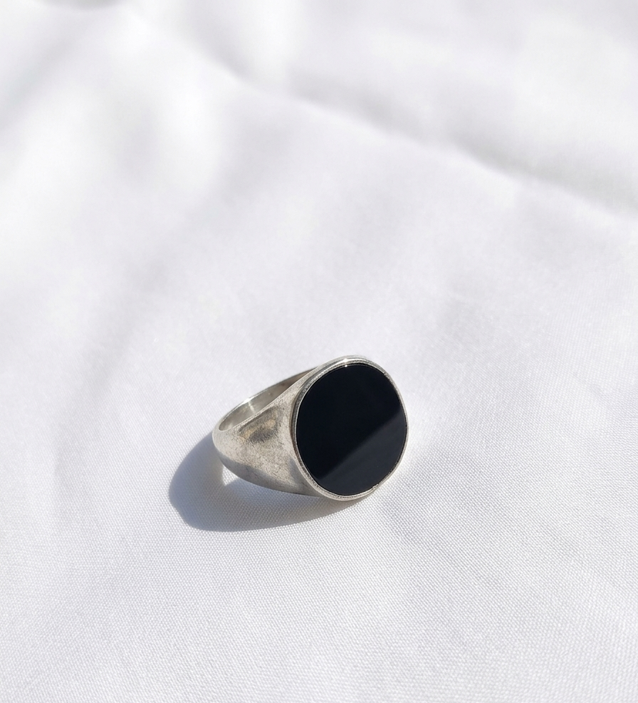 Anillo plateado Nº64