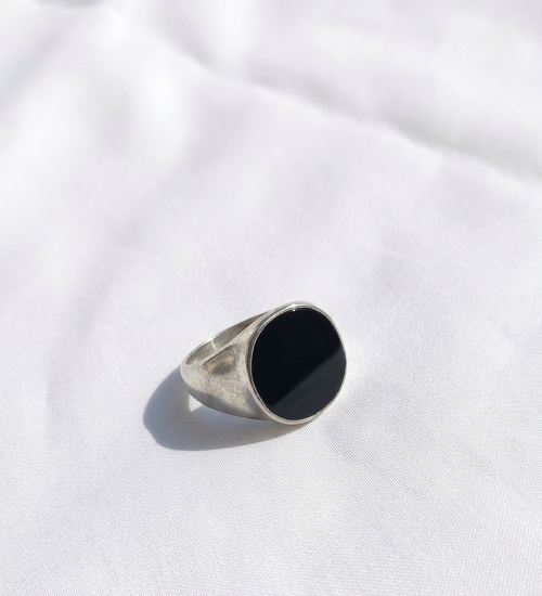 Anillo plateado Nº64