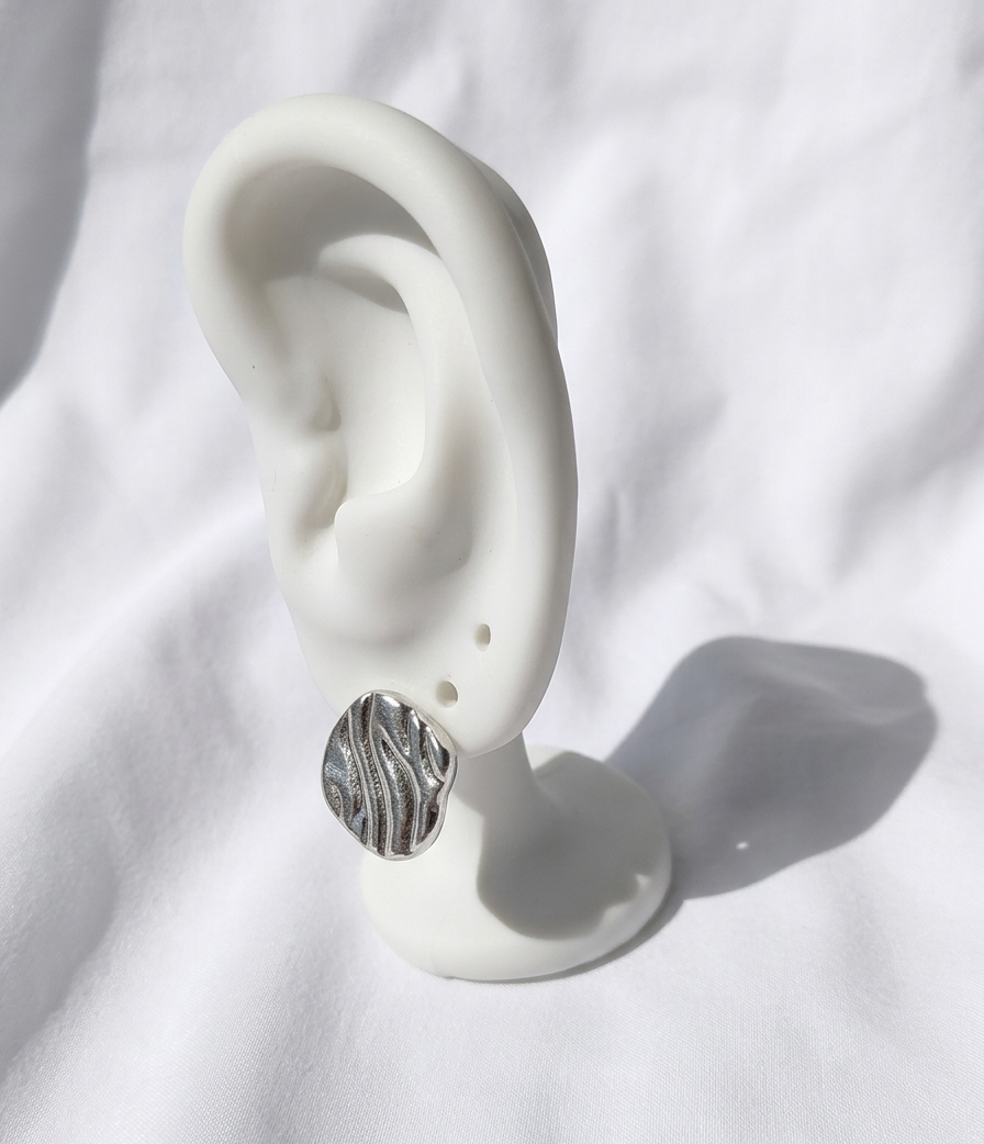 Aretes plateados Nº18