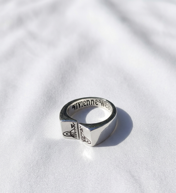 Anillo "Westwood"